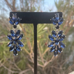Navy rhinestone bridal earrings, deep blue wedding earrings, navy bridal earrings, navy evening earrings