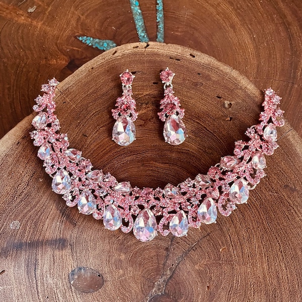 Pink rhinestone necklace and earrings set, light pink necklace set