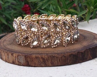Gold bracelet, gold rhinestone bracelet, gold evening bracelet, gold holiday bracelet, gold stretch bracelet