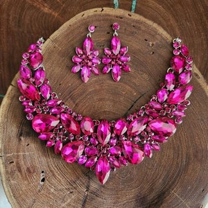 Statement fuchsia necklace and earrings set