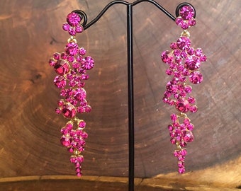 Boucles d'oreilles fuchsia en strass, boucles d'oreilles pendantes roses fuchsia, boucles d'oreilles longues pendantes fuchsia, boucles d'oreilles de bal fuchsia