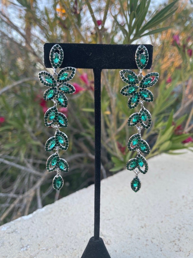 Emerald rhinestone earrings image 1