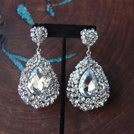 teardrop earrings classy earrings. clear rhinestone earrings gold earrings prom earrings clear crystal earrings Bridal earrings