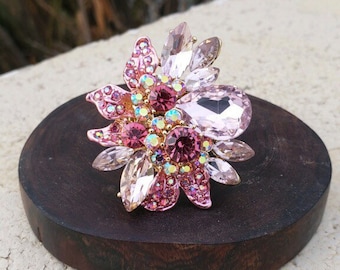 Fun Cute Flirty Bright Rose Pink Rhinestone Gathering Flower Floral Cluster Ring Fun Cute Flirty Bright Rose Pink Rhinestone Gathering Flower Floral Cluster Ring
