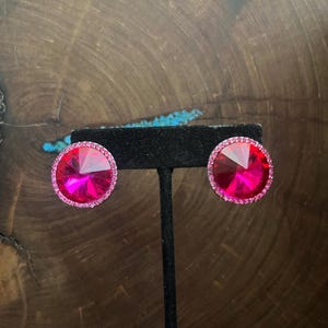 stud earrings