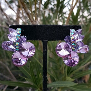 Purple lavander prom earrings, lilac clip on earrings, light purple clip on bridesmaid earrings, tanzanite earrings