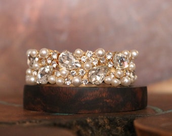 Bridal pearl and crystal bracelet, statement rhinestone and pear bracelet, gold pearl and crystal wedding bracelets