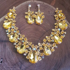 Yellow rhinestone necklace and earrings set, yellow necklace set, yellow prom jewelry set, yellow pageant jewelry