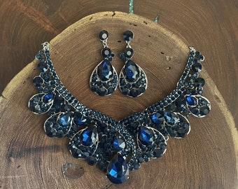 Navy necklace and earrings set, deep blue bridal necklace set