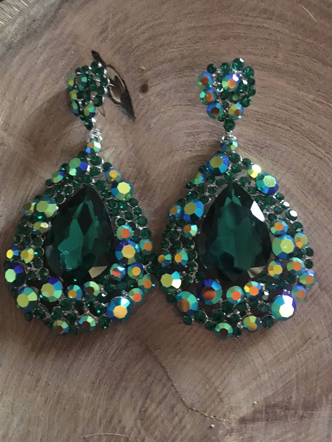 Emerald earrings, emerald crystal earrings, emerald large rhinestone pageant earrings, chunky green prom earrings, emerald clip on earrings