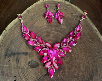 Fuchsia necklace and earrings set, statement fuchsia necklace set