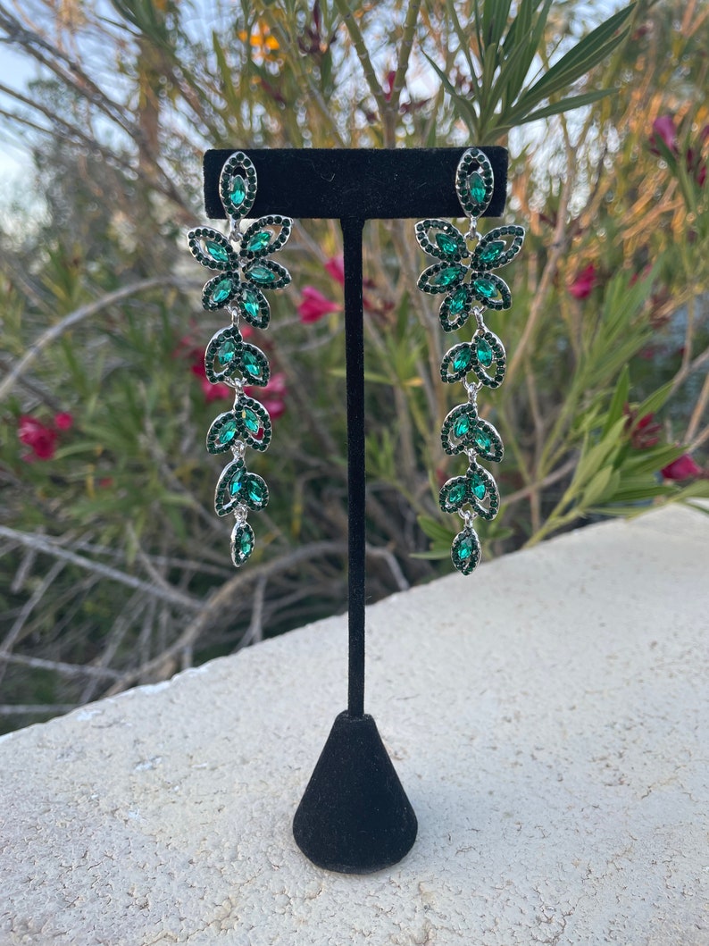 Emerald rhinestone earrings image 3