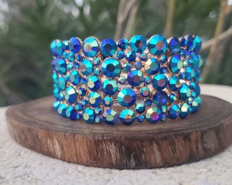 JewelryVolt LOVING-FB-2032 Womens Greenish-Blue Color and Italian Gem Paved Accent Bead Warp Stretch Bracelet JewelryVolt LOVING-FB-2032 Womens Greenish-Blue Color and Italian Gem Paved Accent Bead Warp Stretch Bracelet