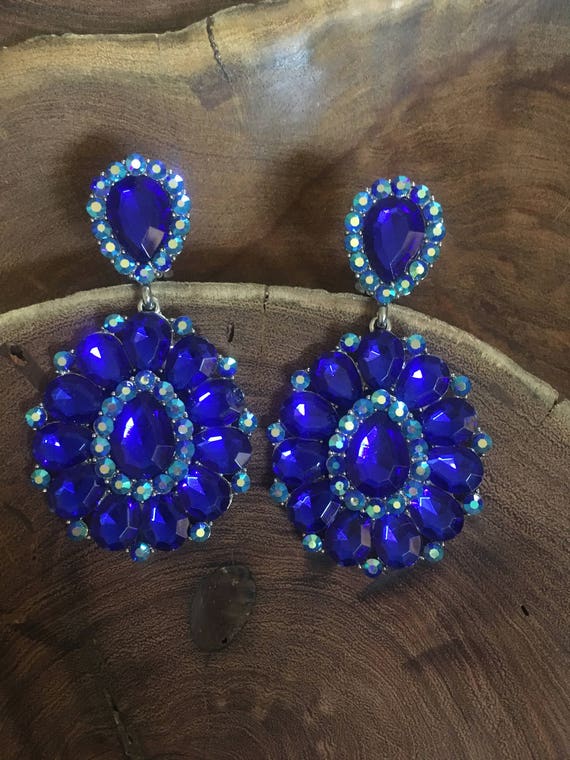 sui dhaga gold earing