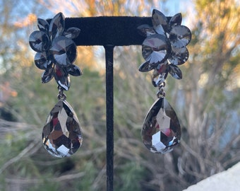 Gray rhinestone clip on earrings, black diamond rhinestone earrings, grey crystal clip on earrings