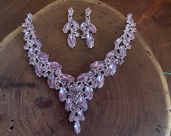 Lilac rhinestone necklace and earrings set, lavander crystal necklace set, light purple bridesmaid necklace