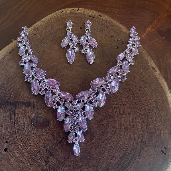 Lilac rhinestone necklace and earrings set, lavander crystal necklace set, light purple bridesmaid necklace