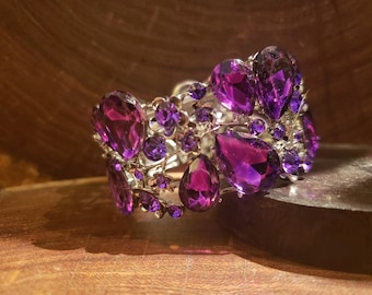 Purple rhinestone bracelet