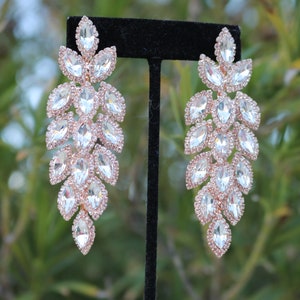 rose gold crystal earrings, rose gold bridal earrings, rose gold clear rhinestone wedding earrings, rose gold chandelier earrings,