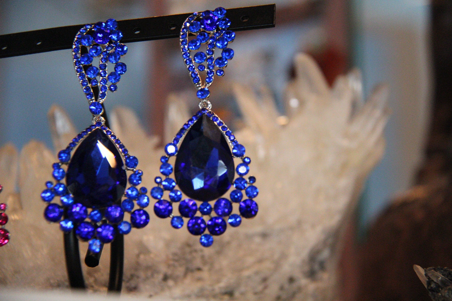 Royal blue and black earrings new arrivals