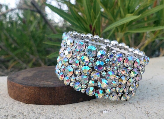 Triple Strand AB Crystal Bead Wrap Bracelet Vintage – The Jewelry Lady's  Store
