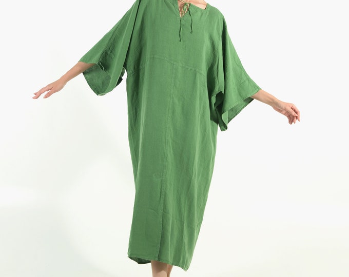 Soft Linen Dress/caftan MYSTIQUE Roman GREEN pure linen caftan. Oversized loose fit. ONESIZE. Simple, contemporary, comfortable.