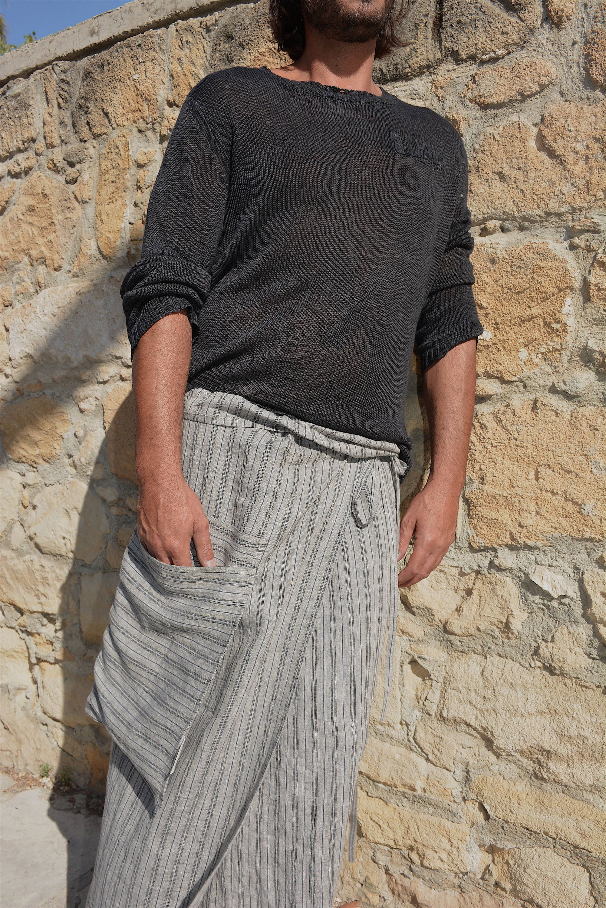 CAPRI. Men's Grey striped pure linen pareo. Loose hanging pocket.