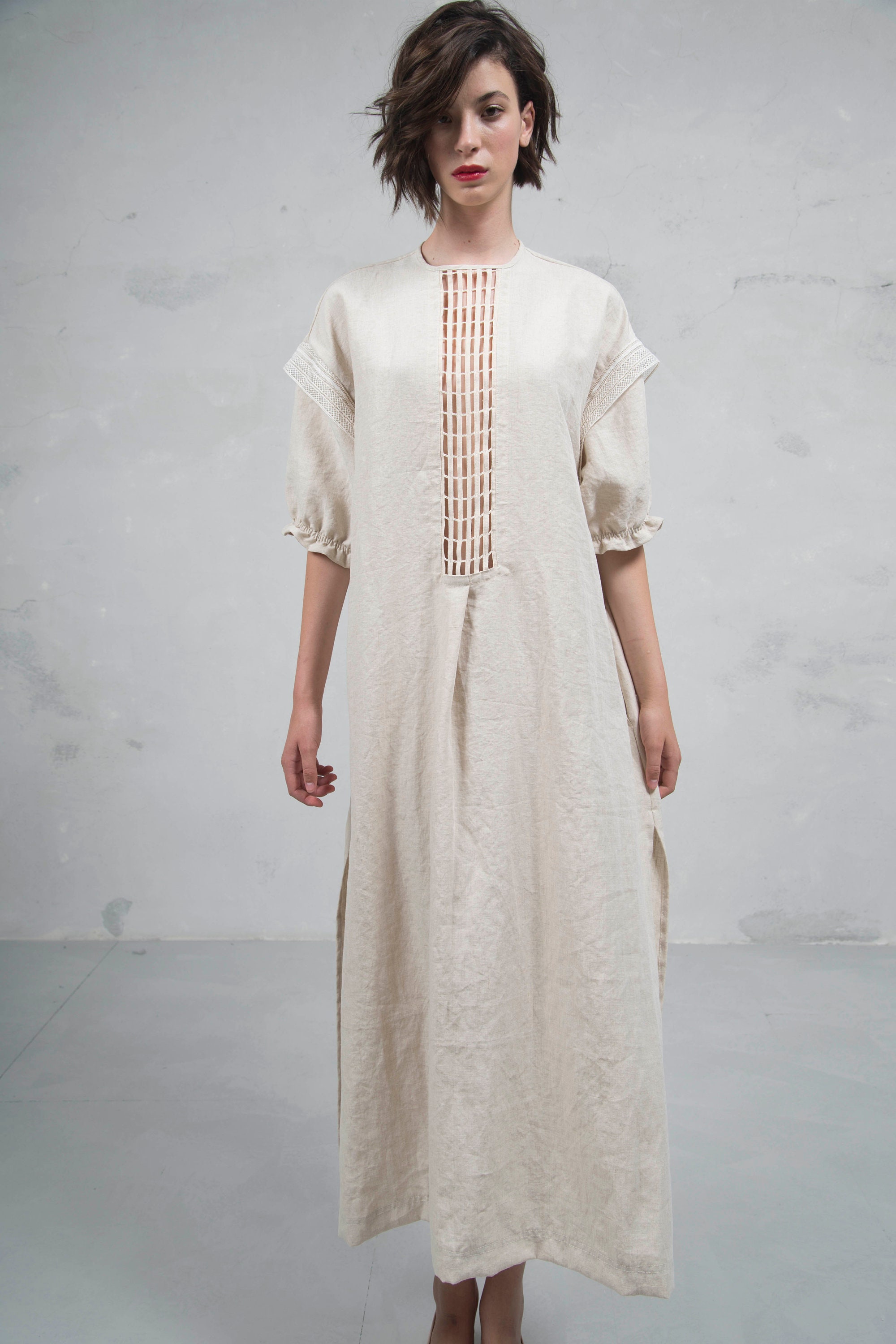 RHEA natural color pure linen caftan. Side pockets. Oversized loose fit