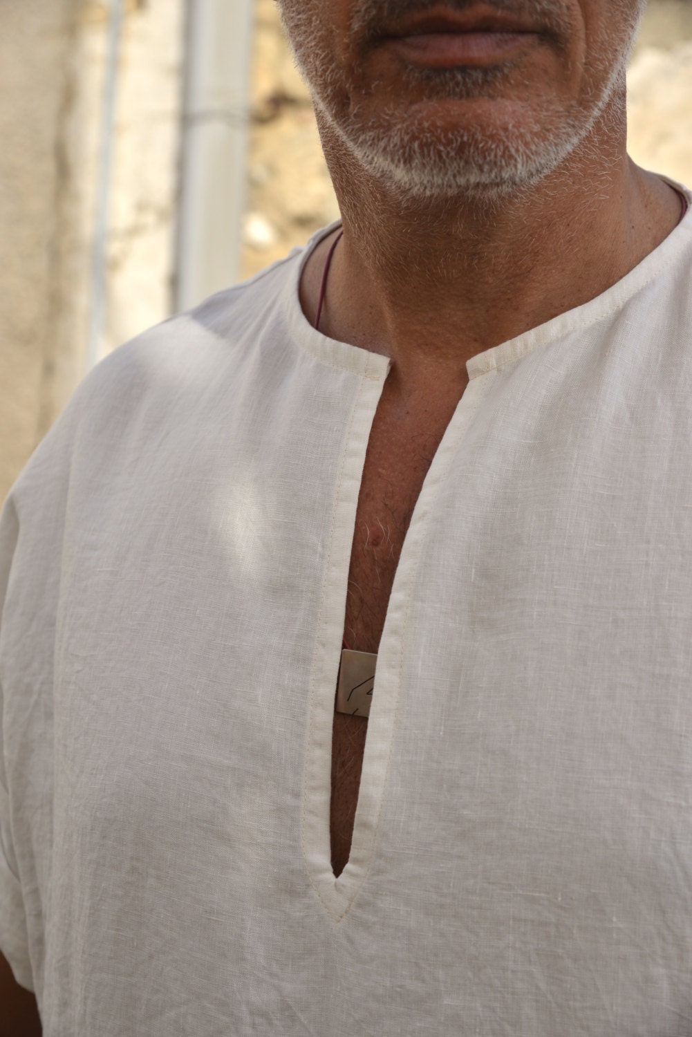 CLASSICO. Mens chalk white soft linen caftan with front pocket. Light