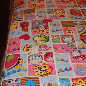 Hey Arnold crib sheet.Toddler fitted sheet with pillowcase.