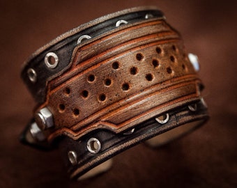 Leather cuff bracelet blue brown used effect