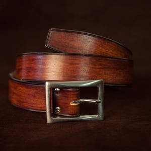 Ceinture cuir marron pour homme style denim réalisée à la main image 3