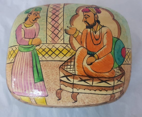 Persian Paper Mache Laqoured Box Hand Painted - Gem