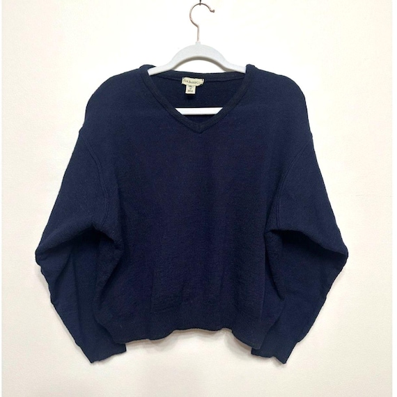 G.H. Bass, Vintage 1990s G.H. Bass 100% Worsted Wool Sweater Medium Made in Ireland Navy