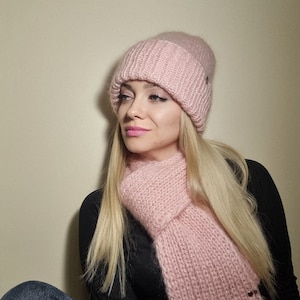 Pink mohair hat and scarf set, Chunky Mohair Beanie, women&#39;s winter hat, pink mohair beanie, mohair hat and scarf, light pink knitted hat