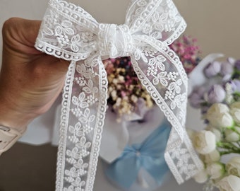 Chic White Lace Bow - Wedding Hair Accessory, Feminine Lace Bow - Bridal Hair Clip
