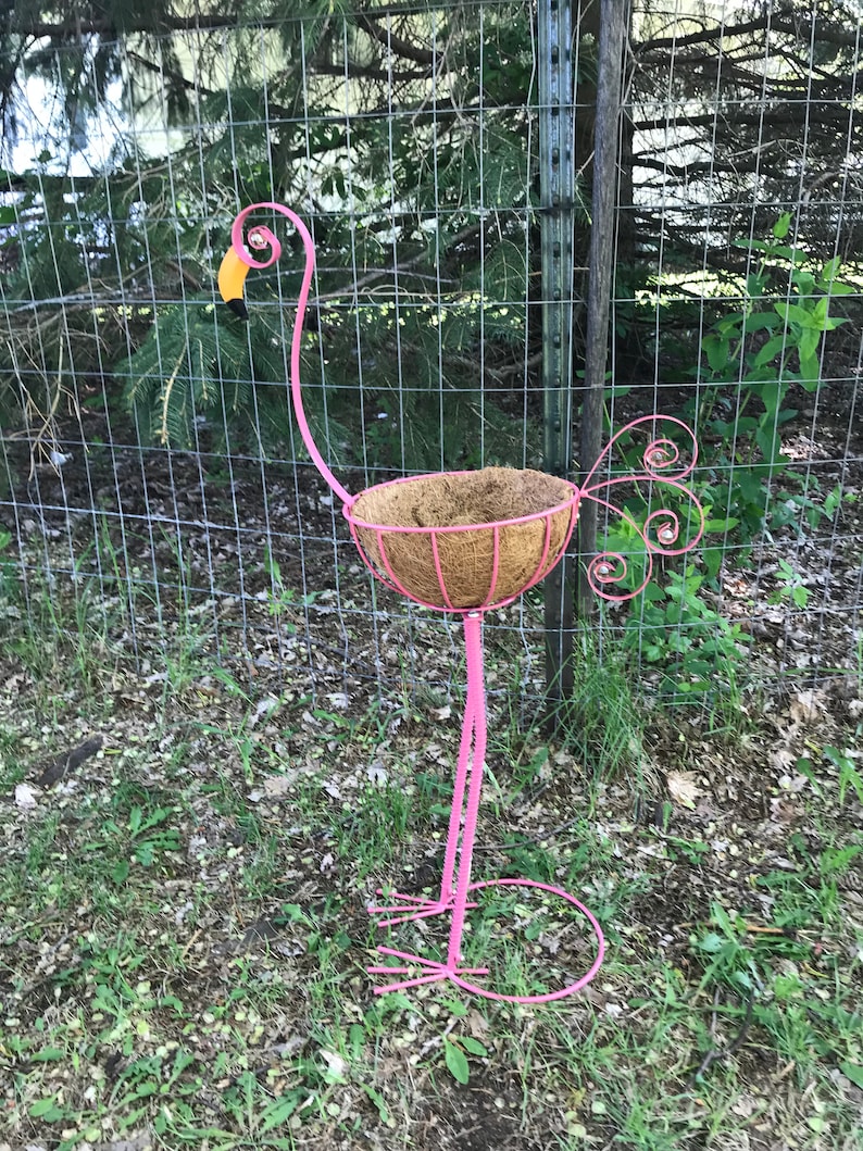 Ornate Pink Flamingo Tall Metal Bird Planting Pot Bird Metal Art Garden Yard Art Indoor Outdoor Plant Stand Large Bird Statues Planter