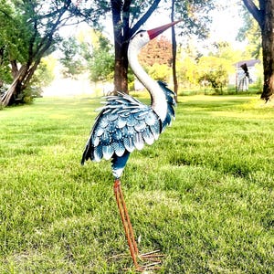 Metal Blue Heron Statue Outdoor Crane Bird Garden Art Yard Lawn Ornament Pond Decoration FG55