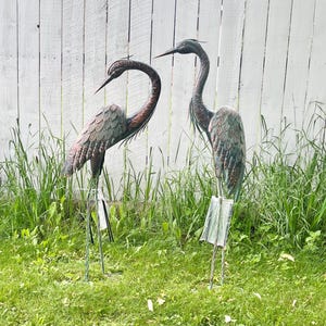 Set Aged Metal Blue Heron Bird Statue Outdoor Garden Stake Yard Art Lawn Decor