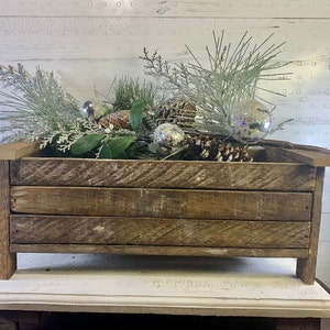 Rustic Reclaimed Wood Planter Box - Etsy