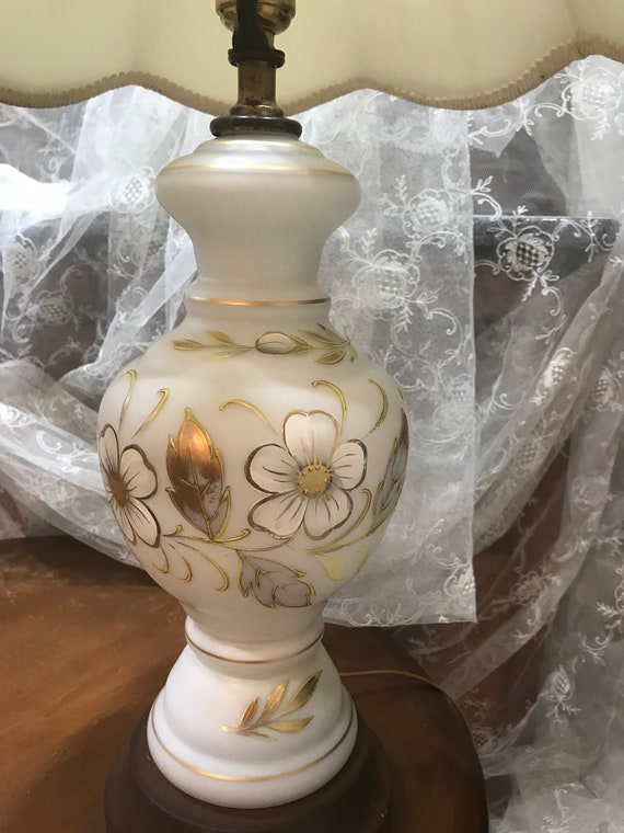 Mid Century White Ceramic Table Lamp Set Of 2 Fl Motif India Mid Century White Ceramic Table Lamp, White Ceramic Table Lamp Set Of 2