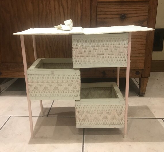 play changing table