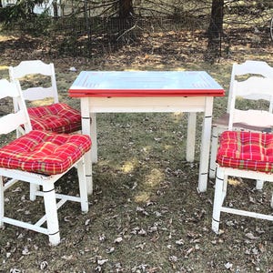 Vintage Enamel Wood Kitchen Dining Set 1950&#39;s Retro Table and Side Chairs Country Cottage Cabin