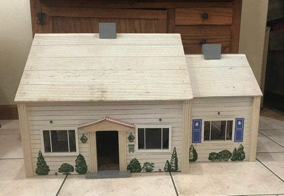 fao schwarz dollhouse
