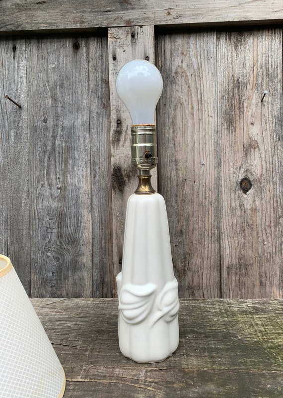 Vintage off White Modern Farmhouse Leviton Ceramic Table Lamp
