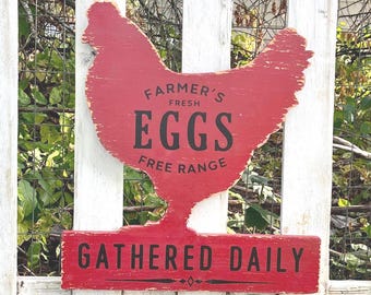 Wood Farm Fresh Eggs Sign, Free Range Chicken Sign, Organic Farmer&#39;s Market Sign, Rustic Farmhouse Poultry Sign