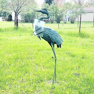 Aged Metal Blue Heron Bird Crane Statue Outdoor Garden Stake Yard Art Lawn Decor FA36