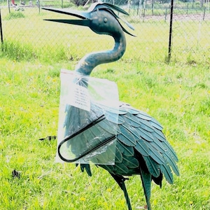 Aged Metal Blue Heron Statue Outdoor Garden Stake Yard Art Lawn Decor FA36