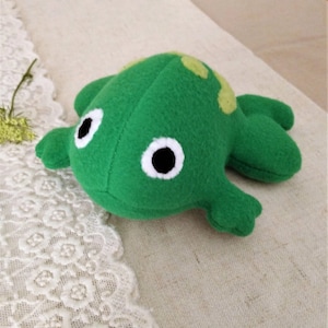 Plush  Frog Sewing patterns  plush toy