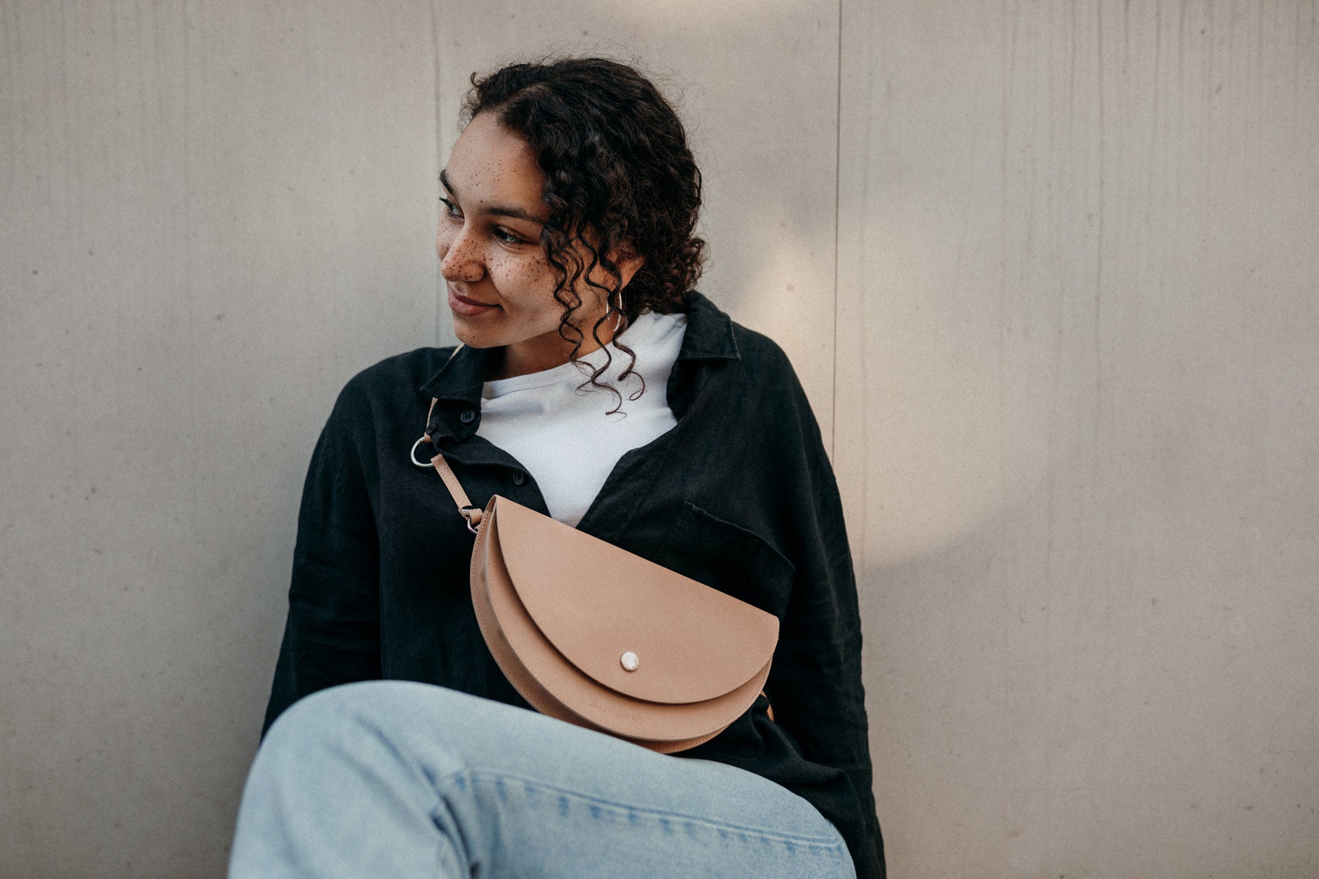 High-End-Kleine Runde Tasche für Frauen, Große Kapazität, Leder